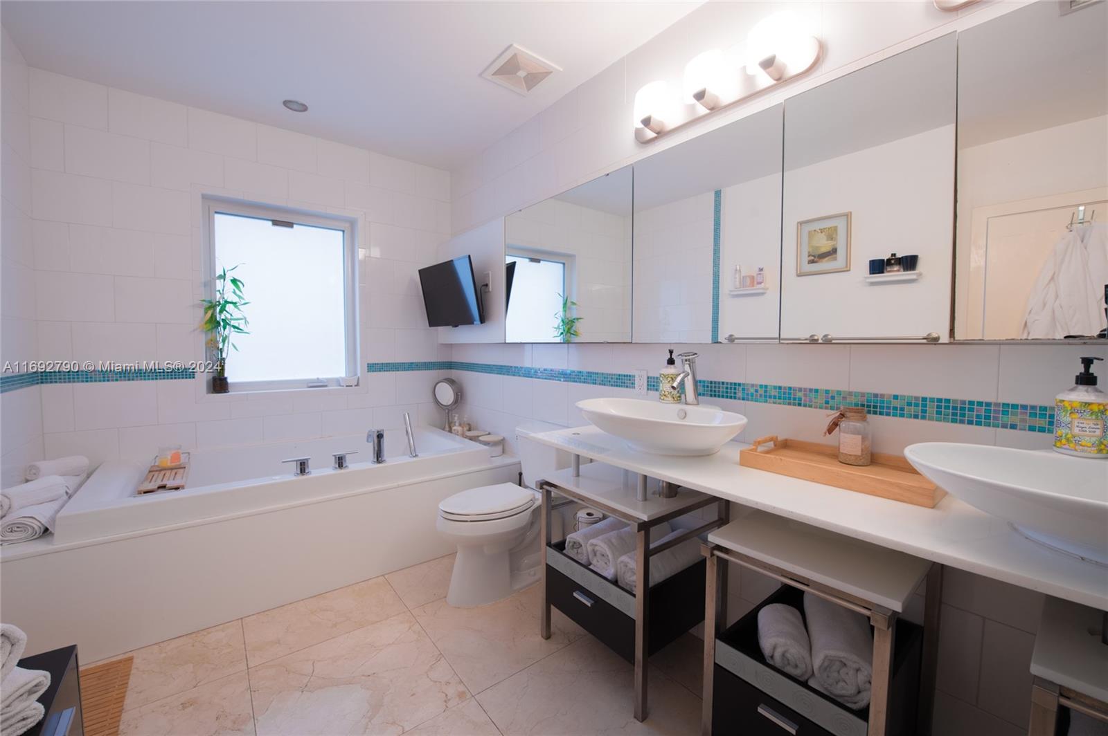 AVIATION COUNTRY CLUB - Residential