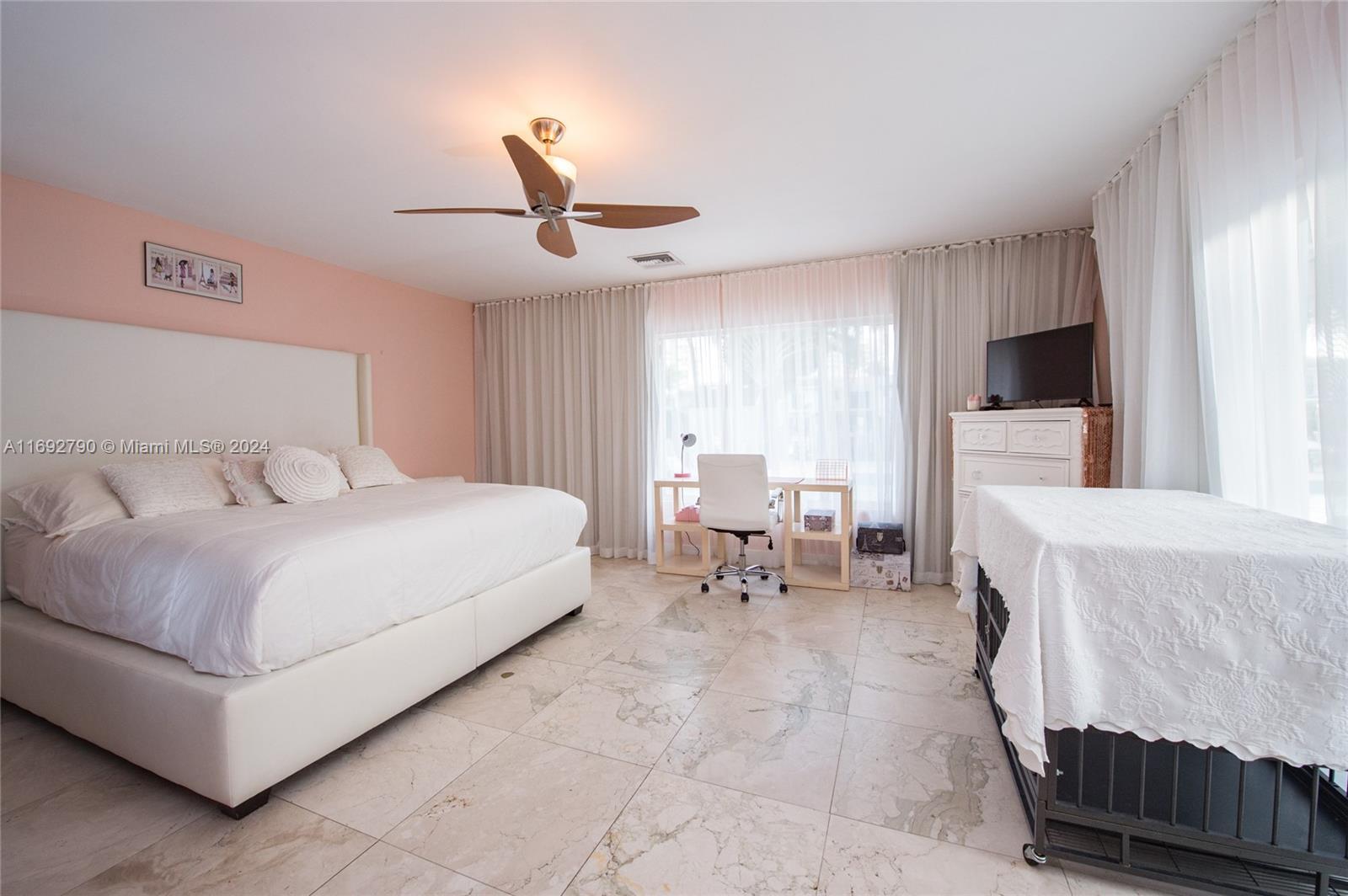 AVIATION COUNTRY CLUB - Residential