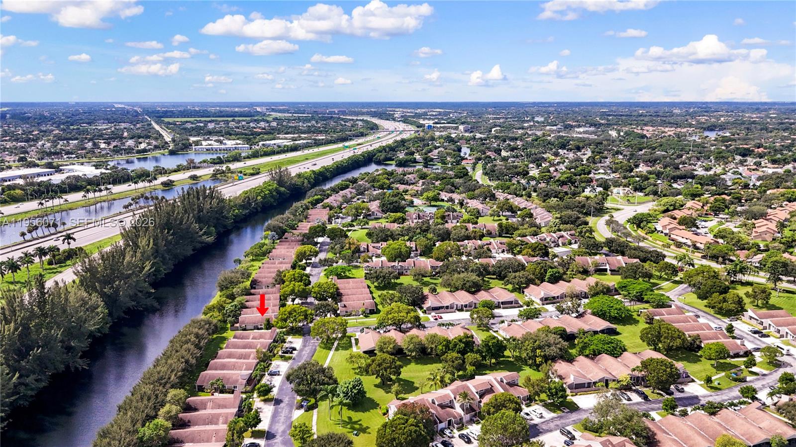 WOODGATE CONDOMINIUM 31 - Residential