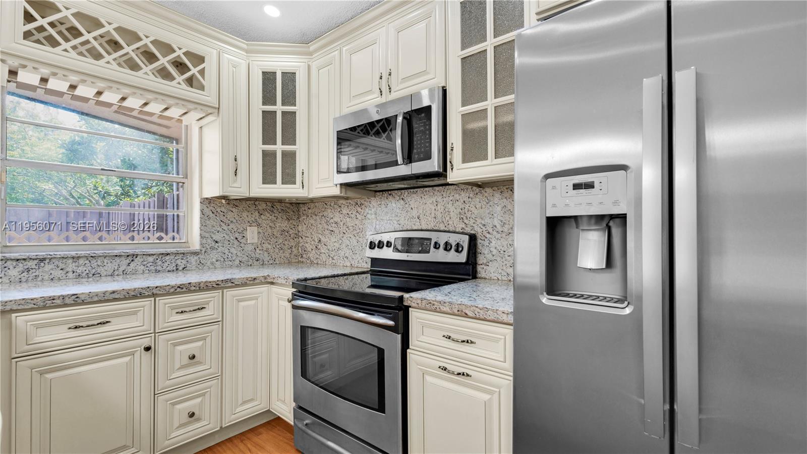 WOODGATE CONDOMINIUM 31 - Residential