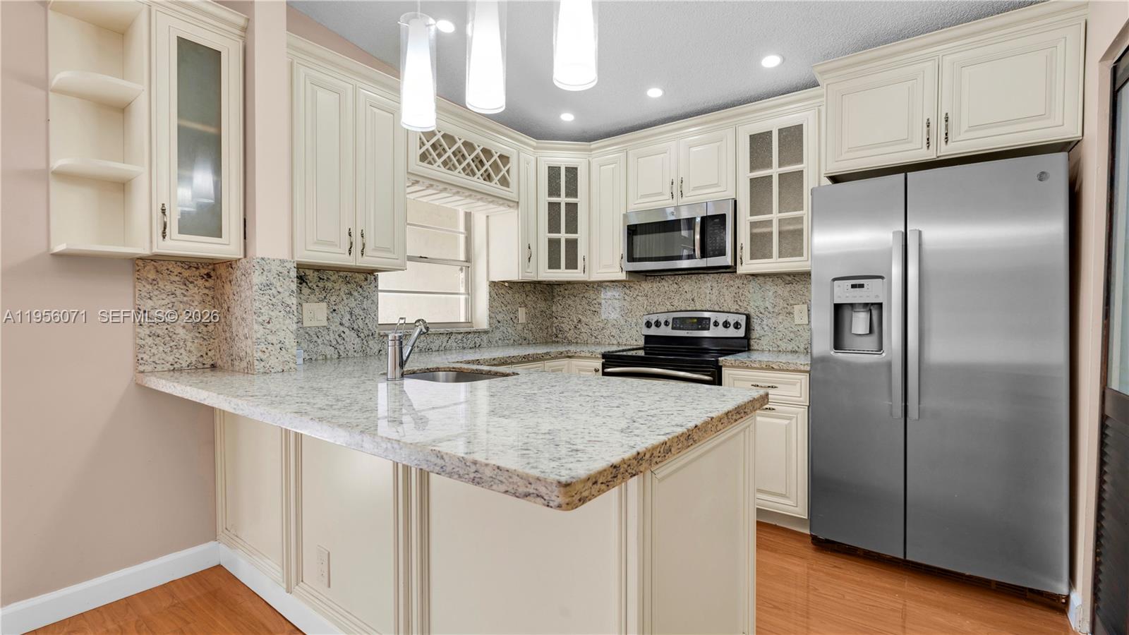 WOODGATE CONDOMINIUM 31 - Residential