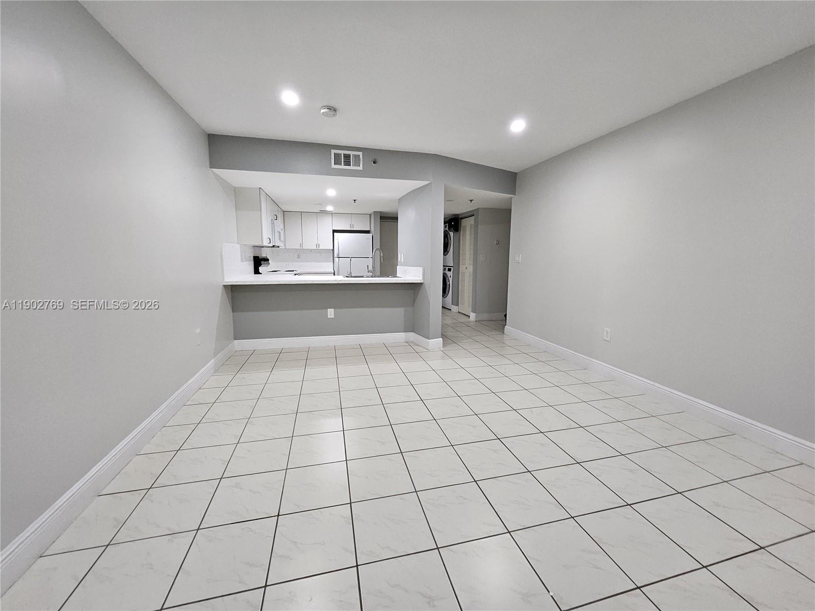 EAST SIDE CONDO - Residential