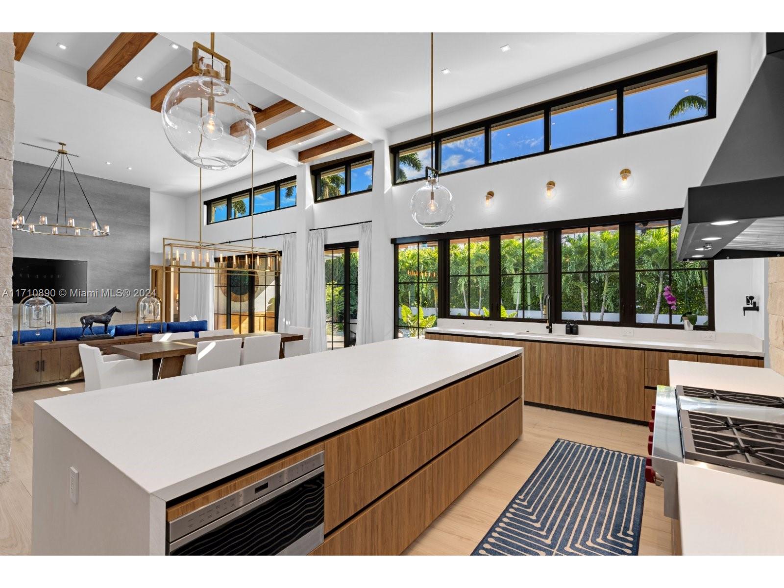 LA GORCE ISLAND - Residential