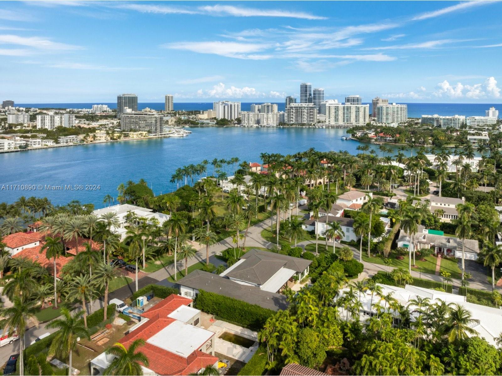 LA GORCE ISLAND - Residential