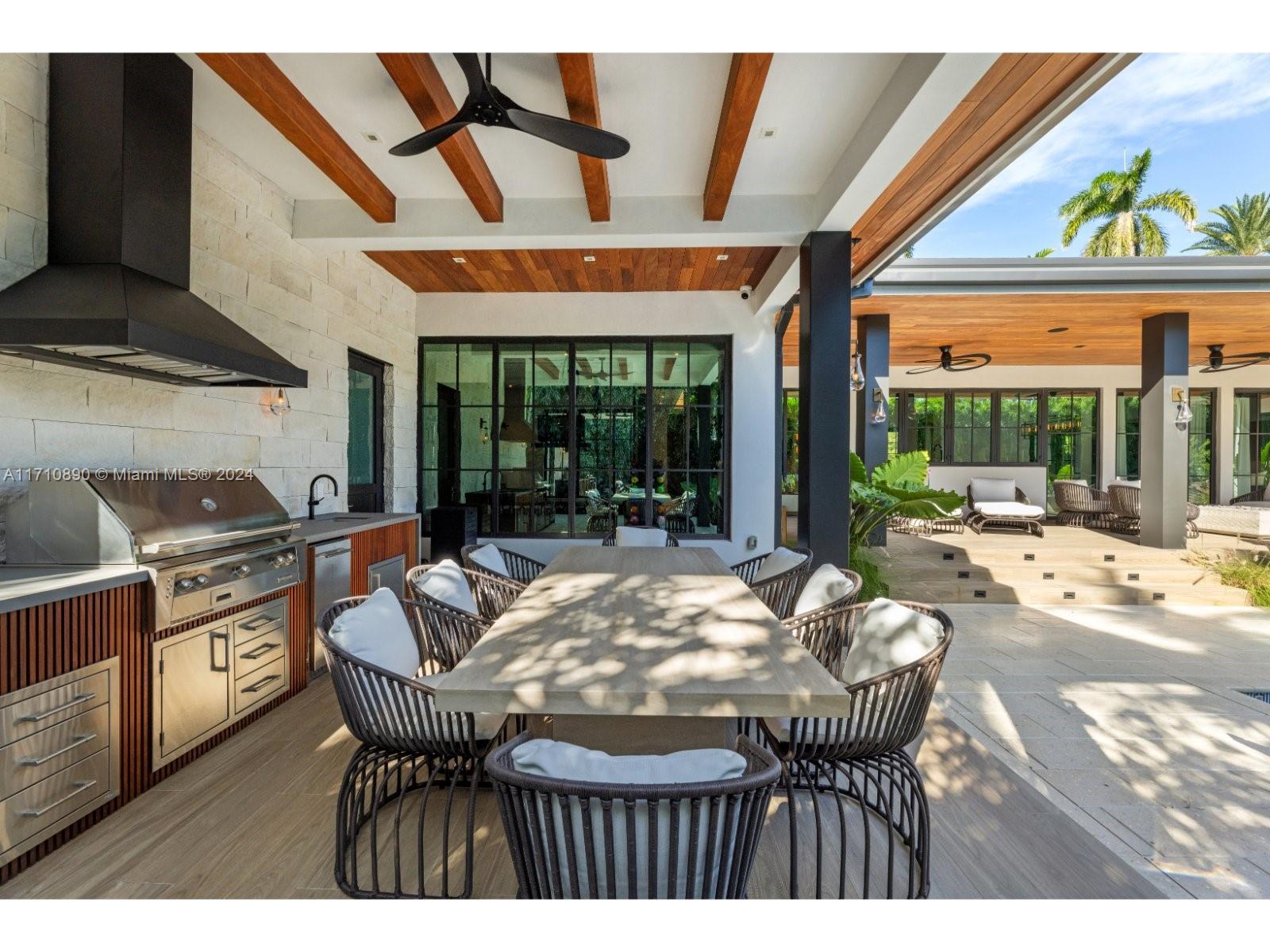 LA GORCE ISLAND - Residential