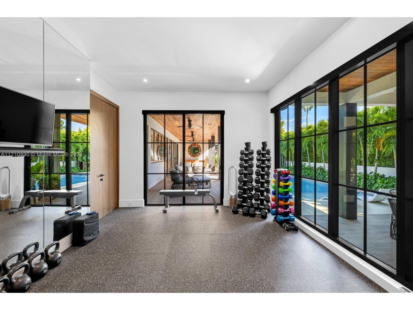 LA GORCE ISLAND - Residential