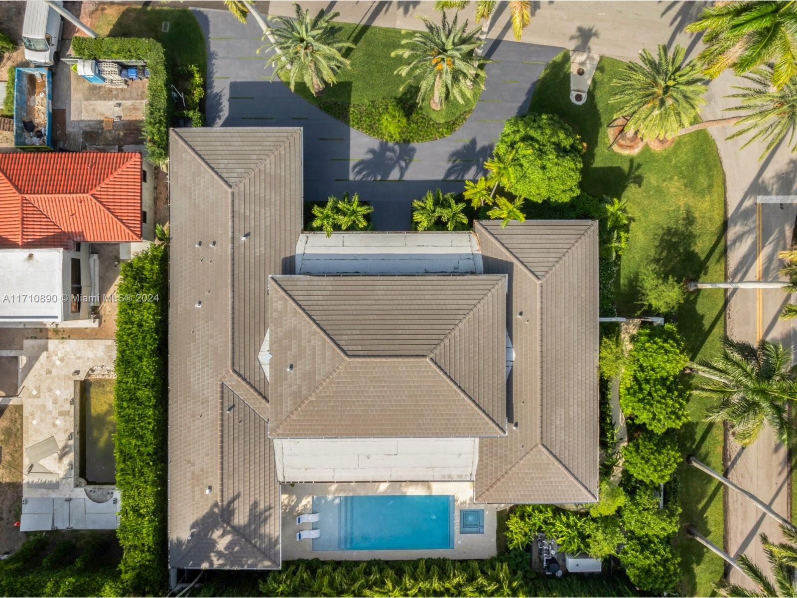 LA GORCE ISLAND - Residential