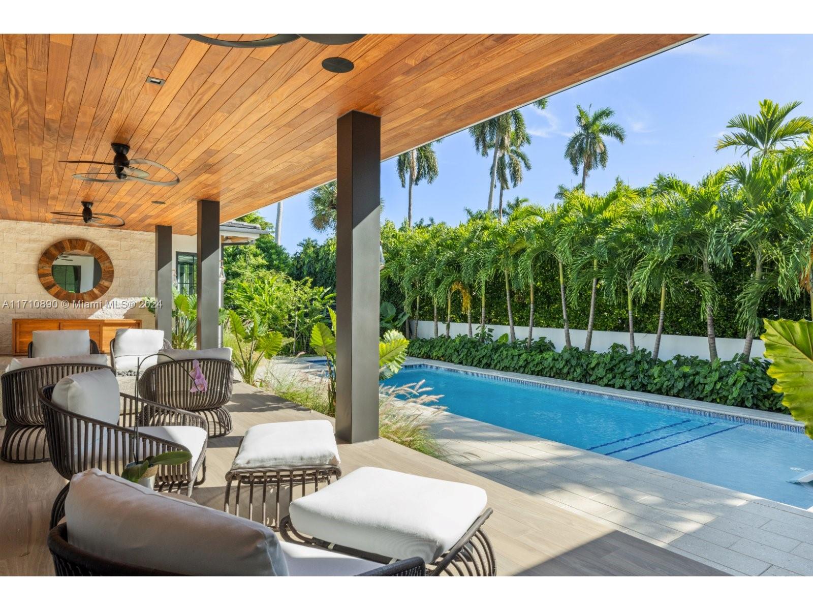 LA GORCE ISLAND - Residential