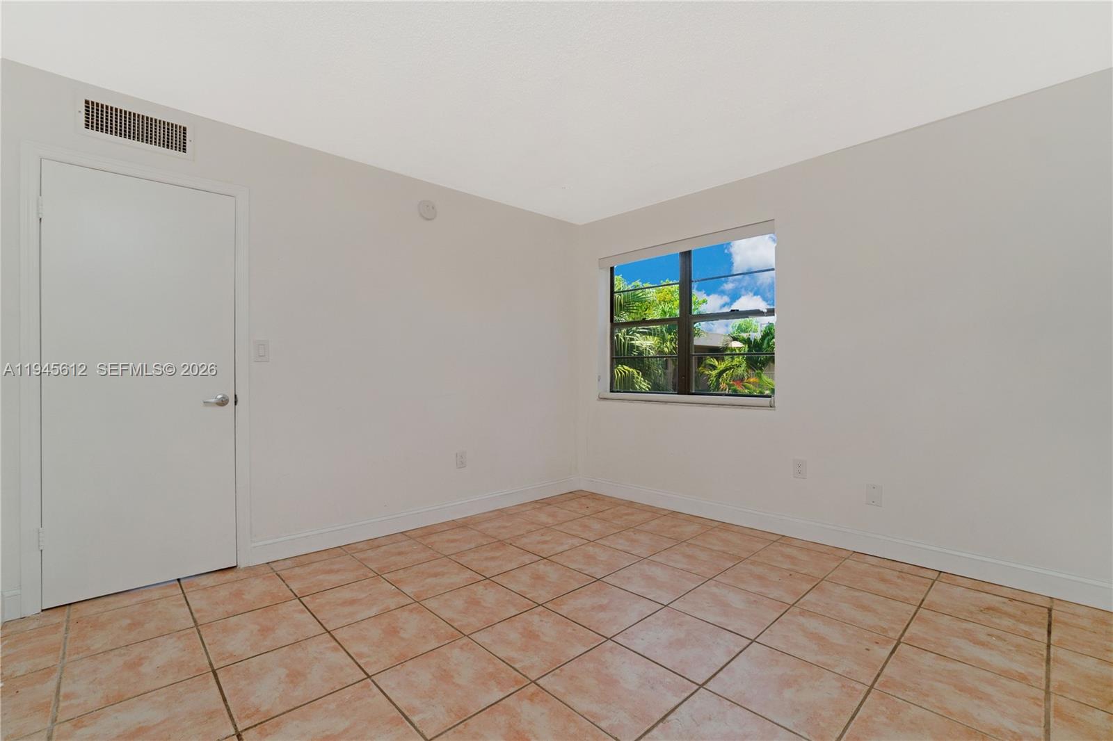 GARDEN OF KENDALL CONDO N - Residential