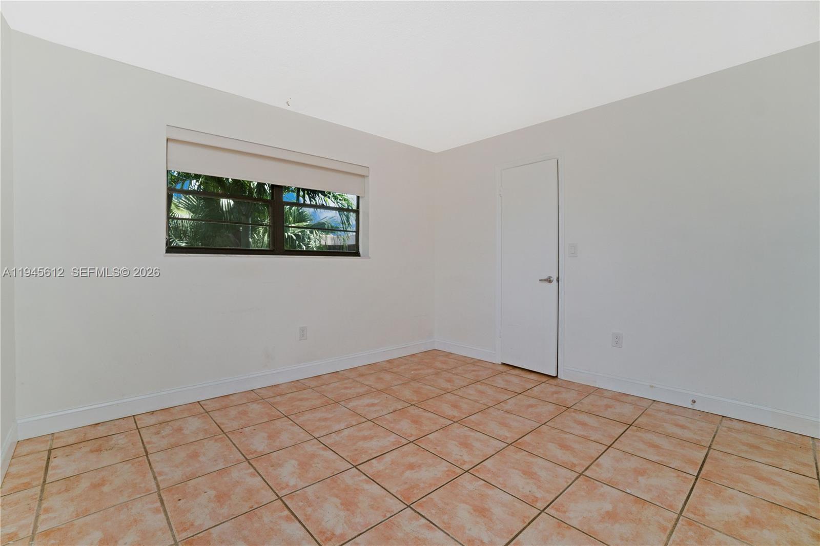 GARDEN OF KENDALL CONDO N - Residential