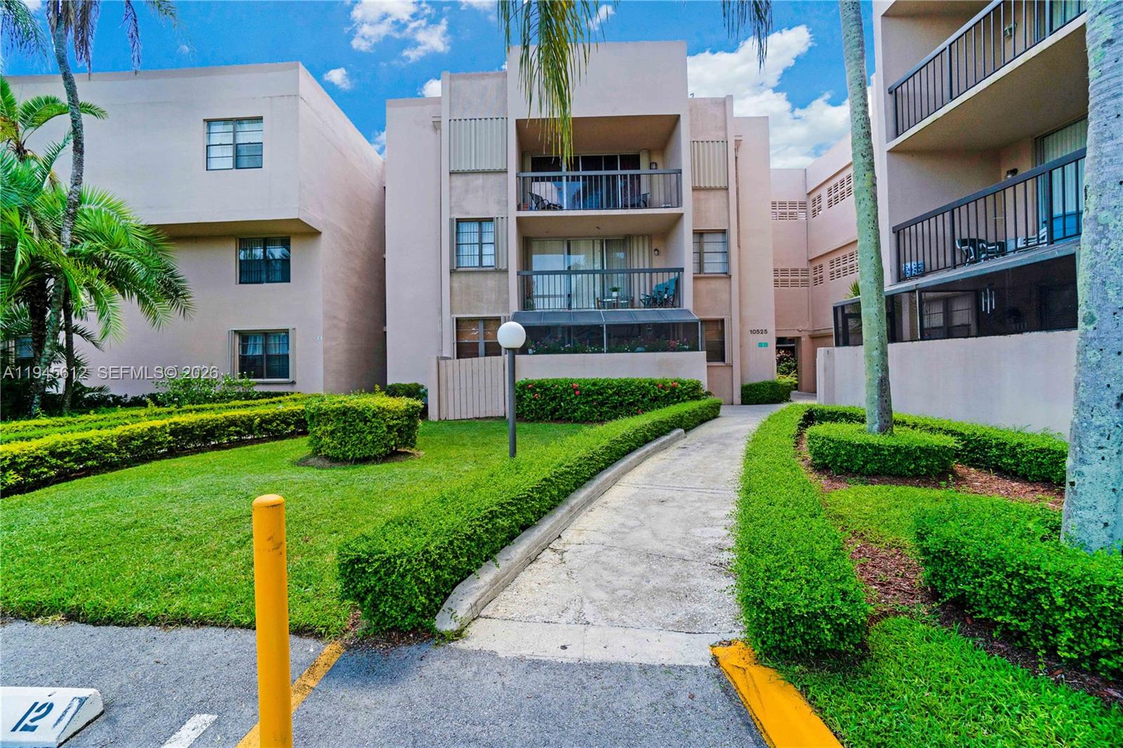 GARDEN OF KENDALL CONDO N - Residential