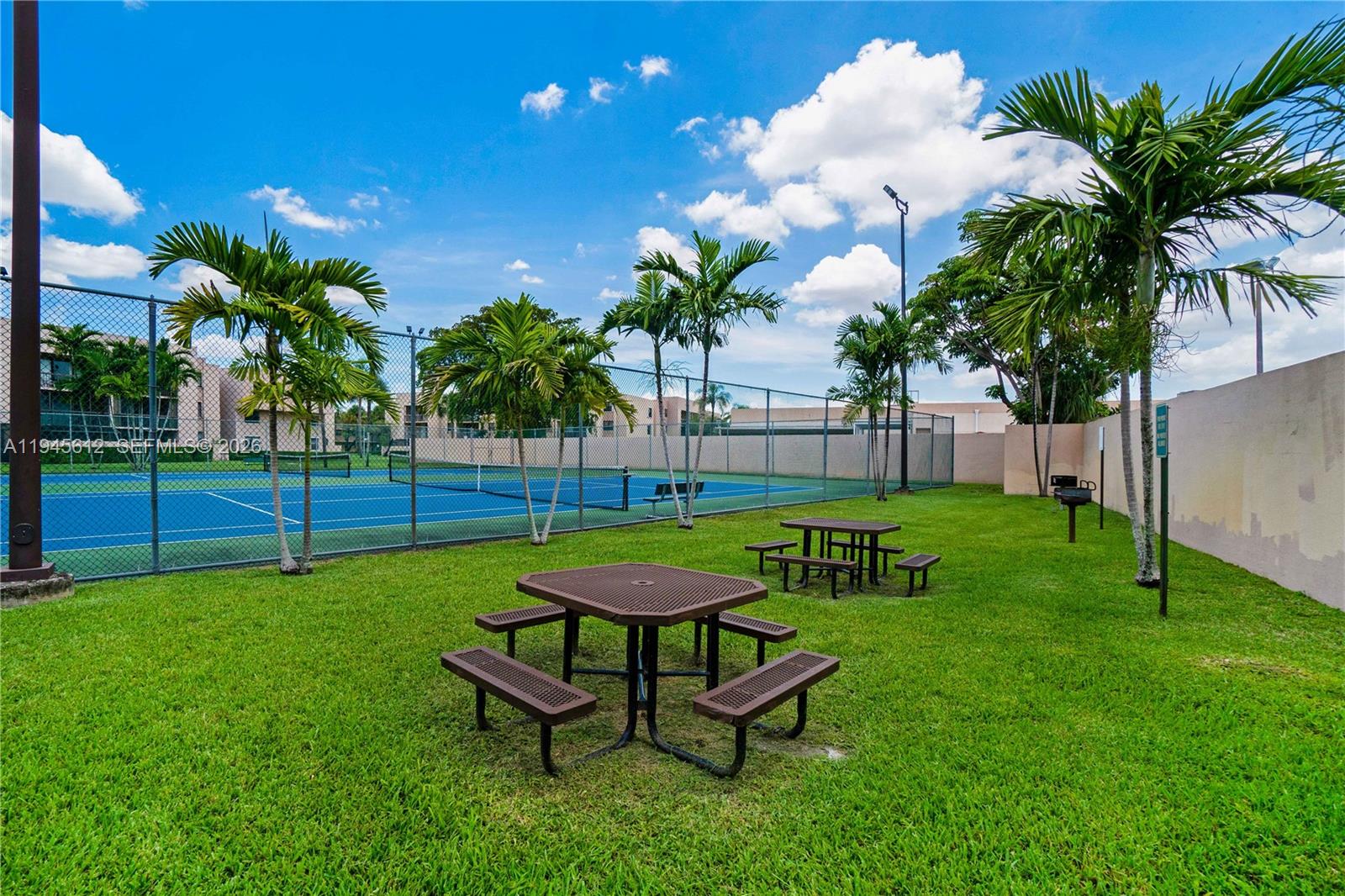 GARDEN OF KENDALL CONDO N - Residential