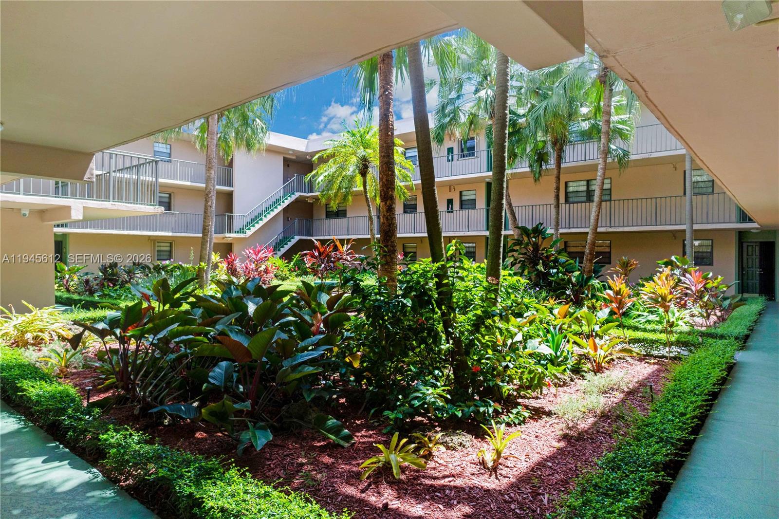 GARDEN OF KENDALL CONDO N - Residential