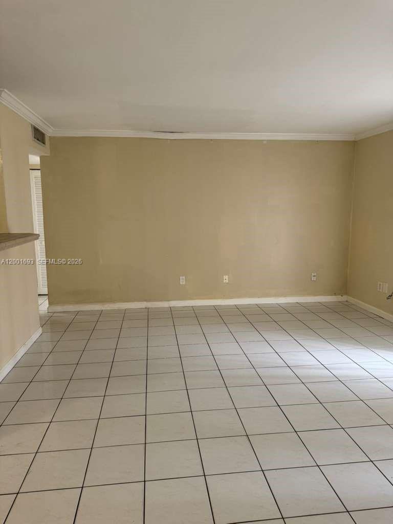 KENDALL ACRES CONDO - Residential Lease