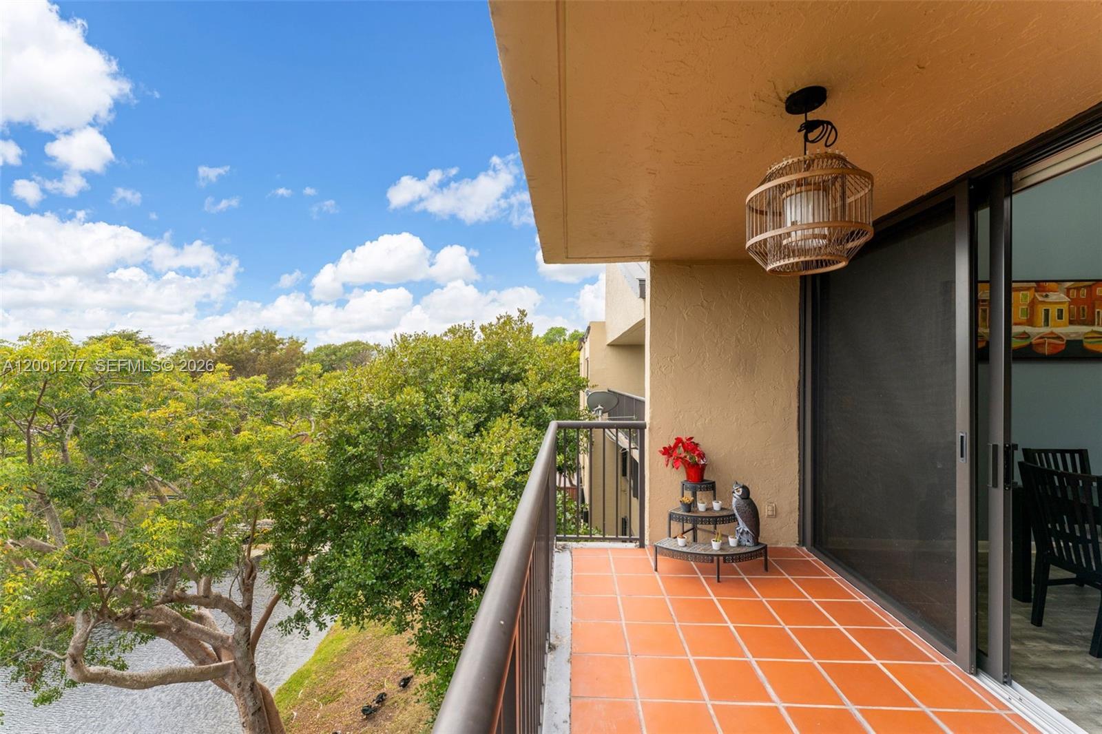 SEC 45 ATRIUMS AT SNAPPER - Residential Lease