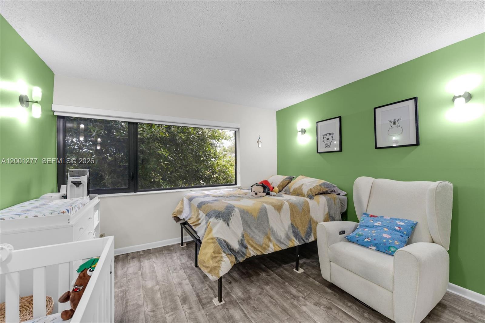 SEC 45 ATRIUMS AT SNAPPER - Residential Lease