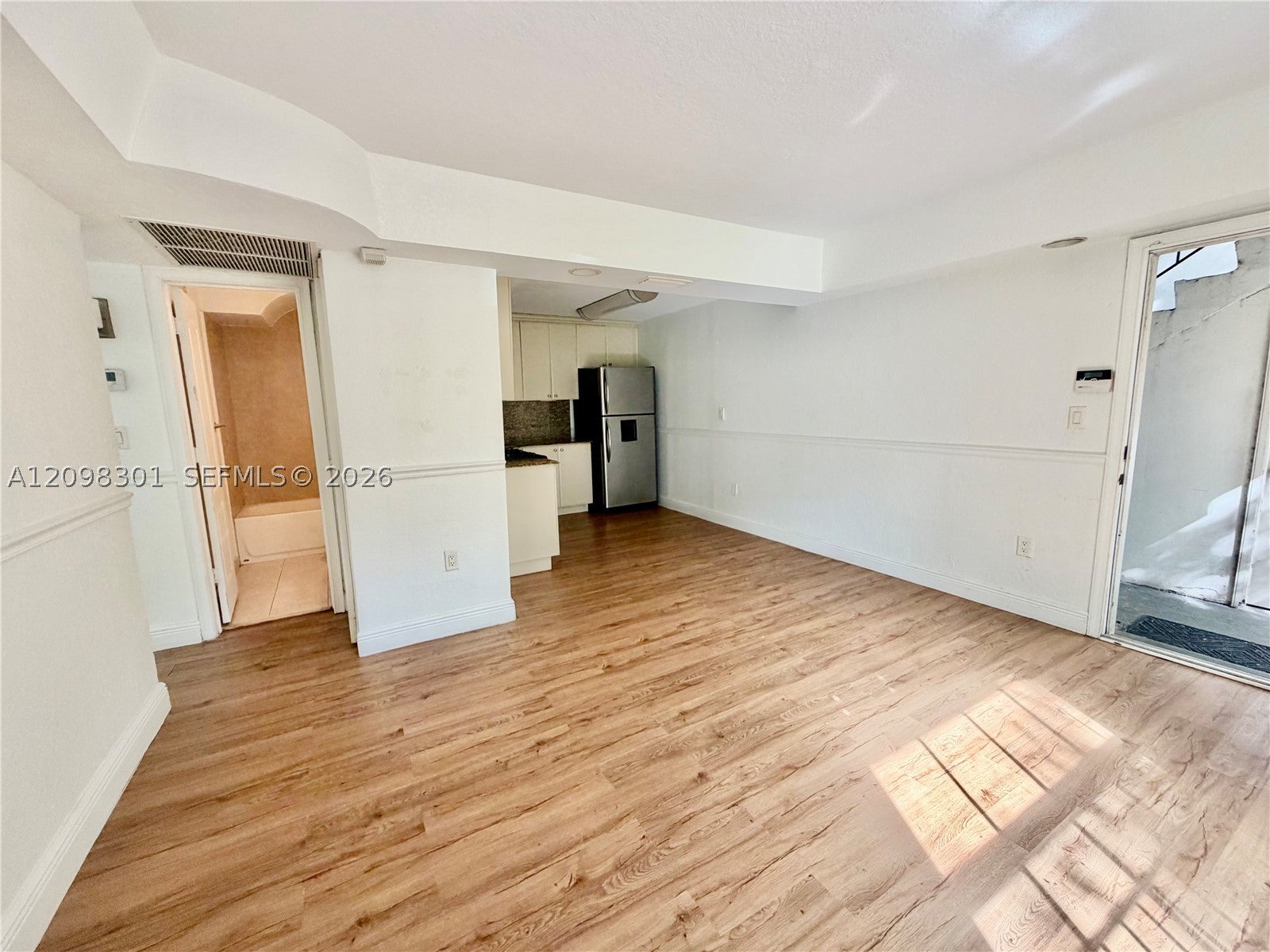 3245 Virginia St 12