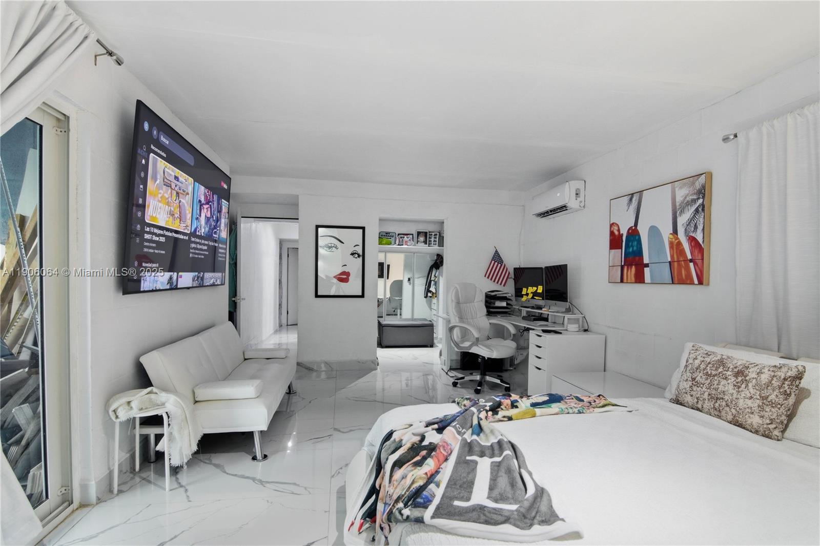 LAKE MARY MANOR - Residential