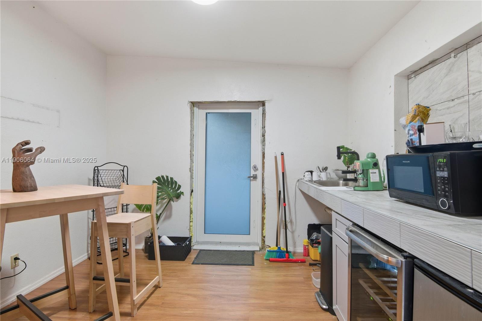 LAKE MARY MANOR - Residential