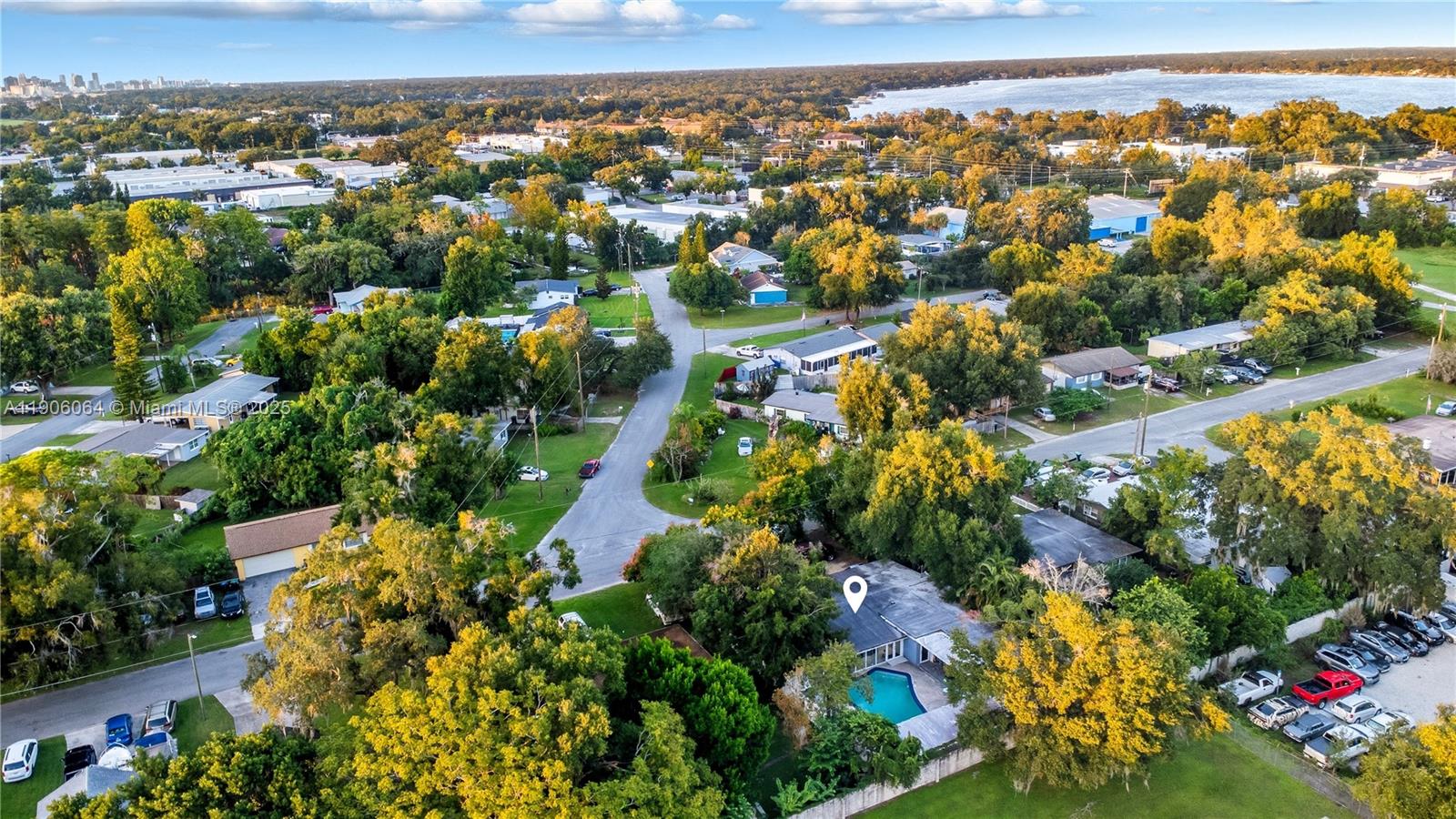 LAKE MARY MANOR - Residential