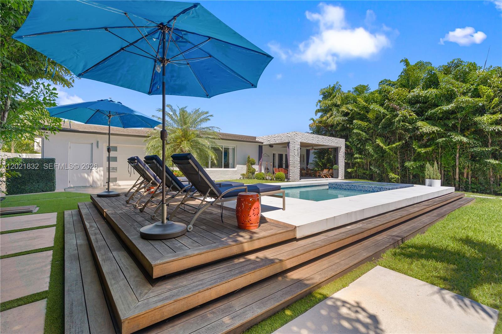 BISCAYNE GARDENS SEC E PA - Residential