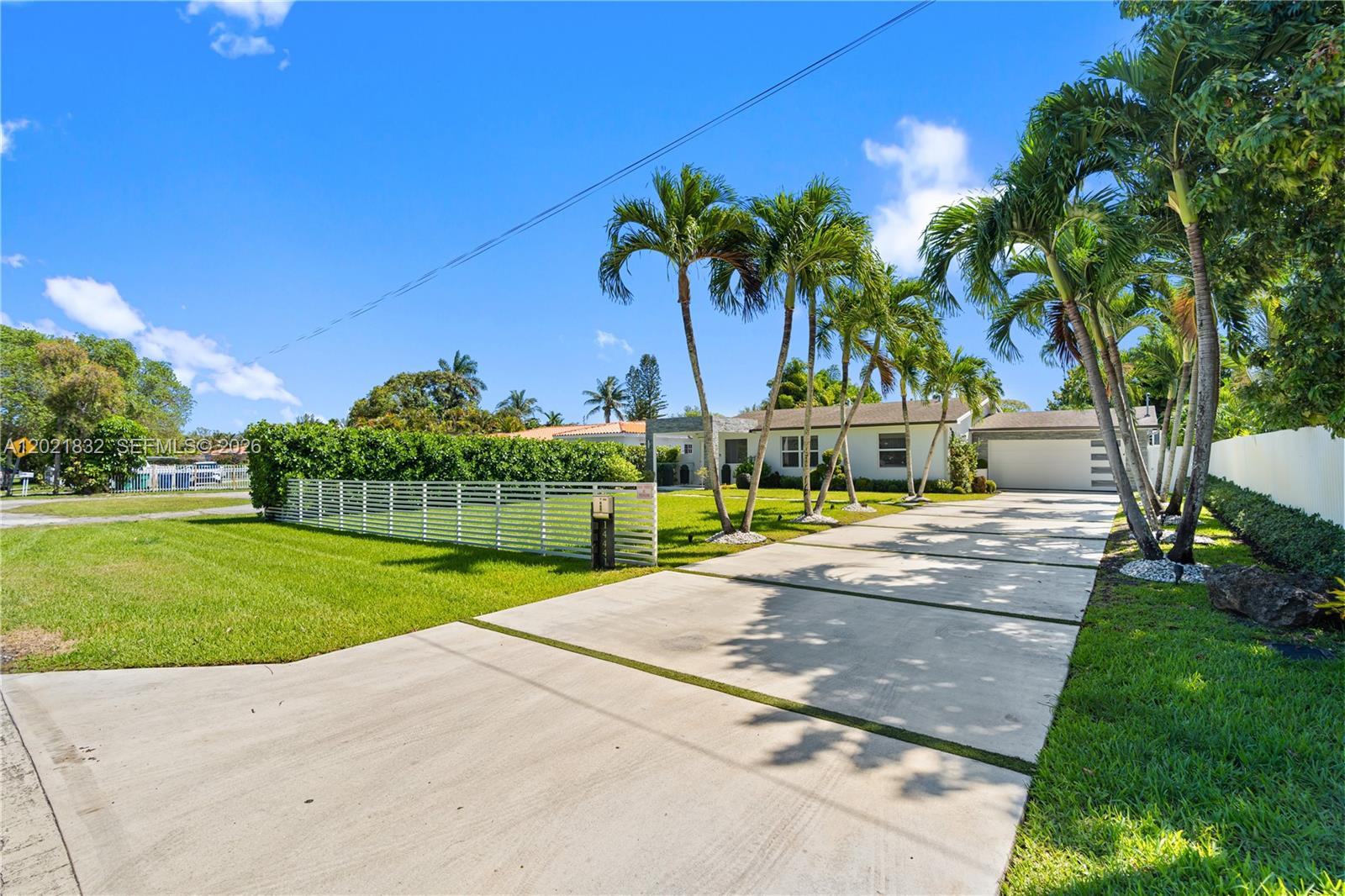BISCAYNE GARDENS SEC E PA - Residential