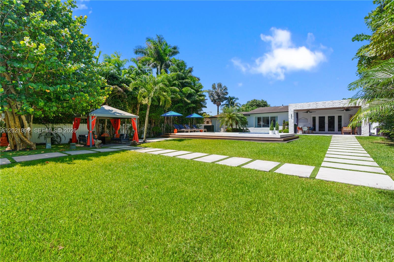 BISCAYNE GARDENS SEC E PA - Residential