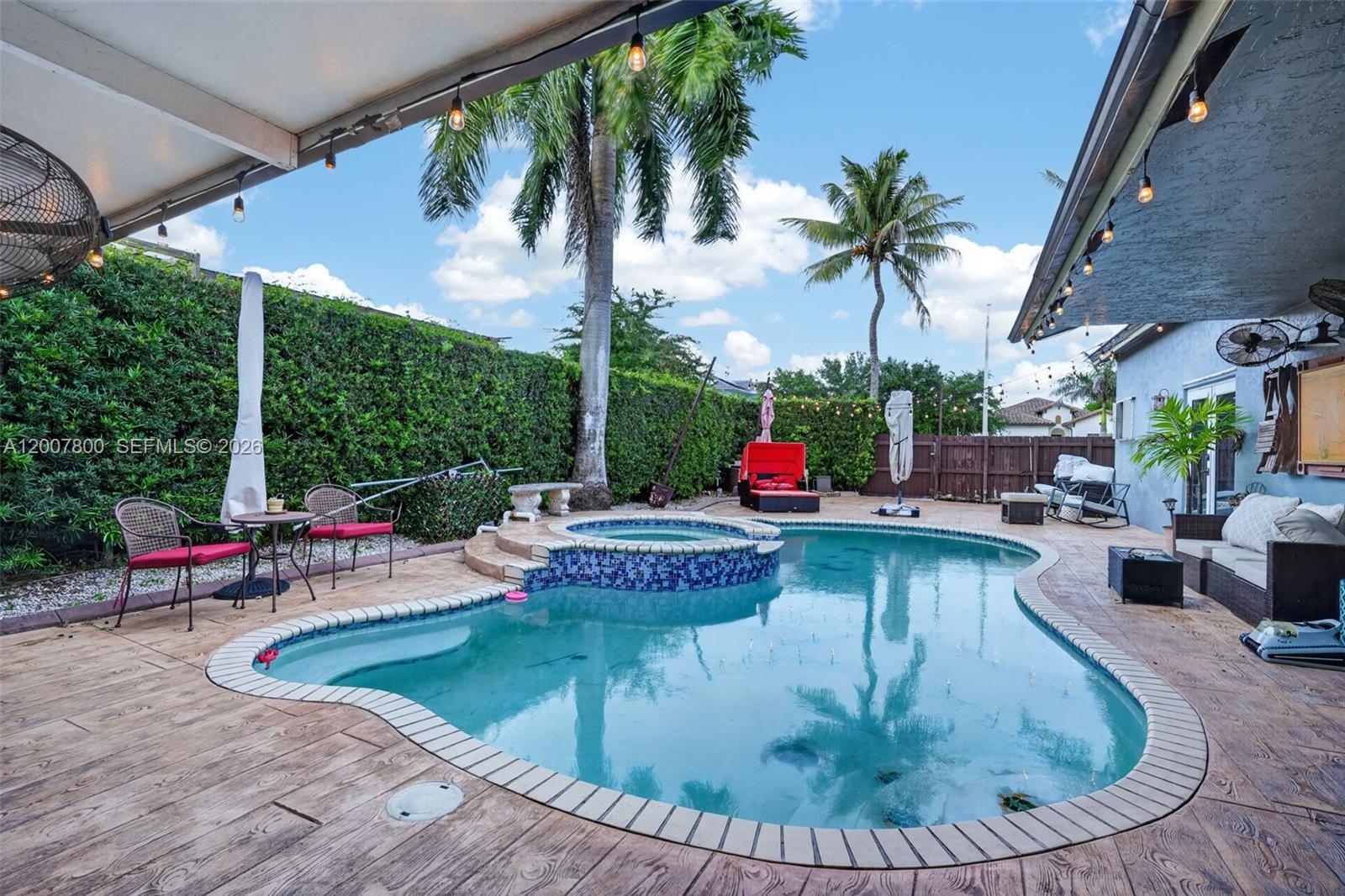 MAJESTIC ESTATES - Residential