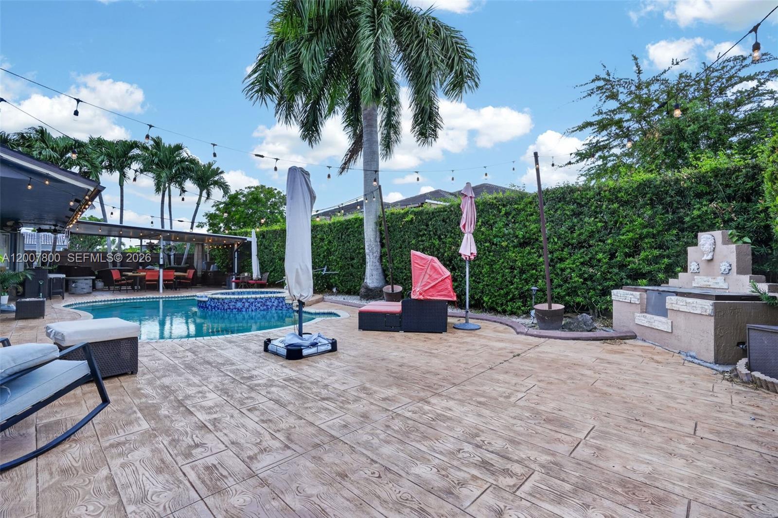 MAJESTIC ESTATES - Residential