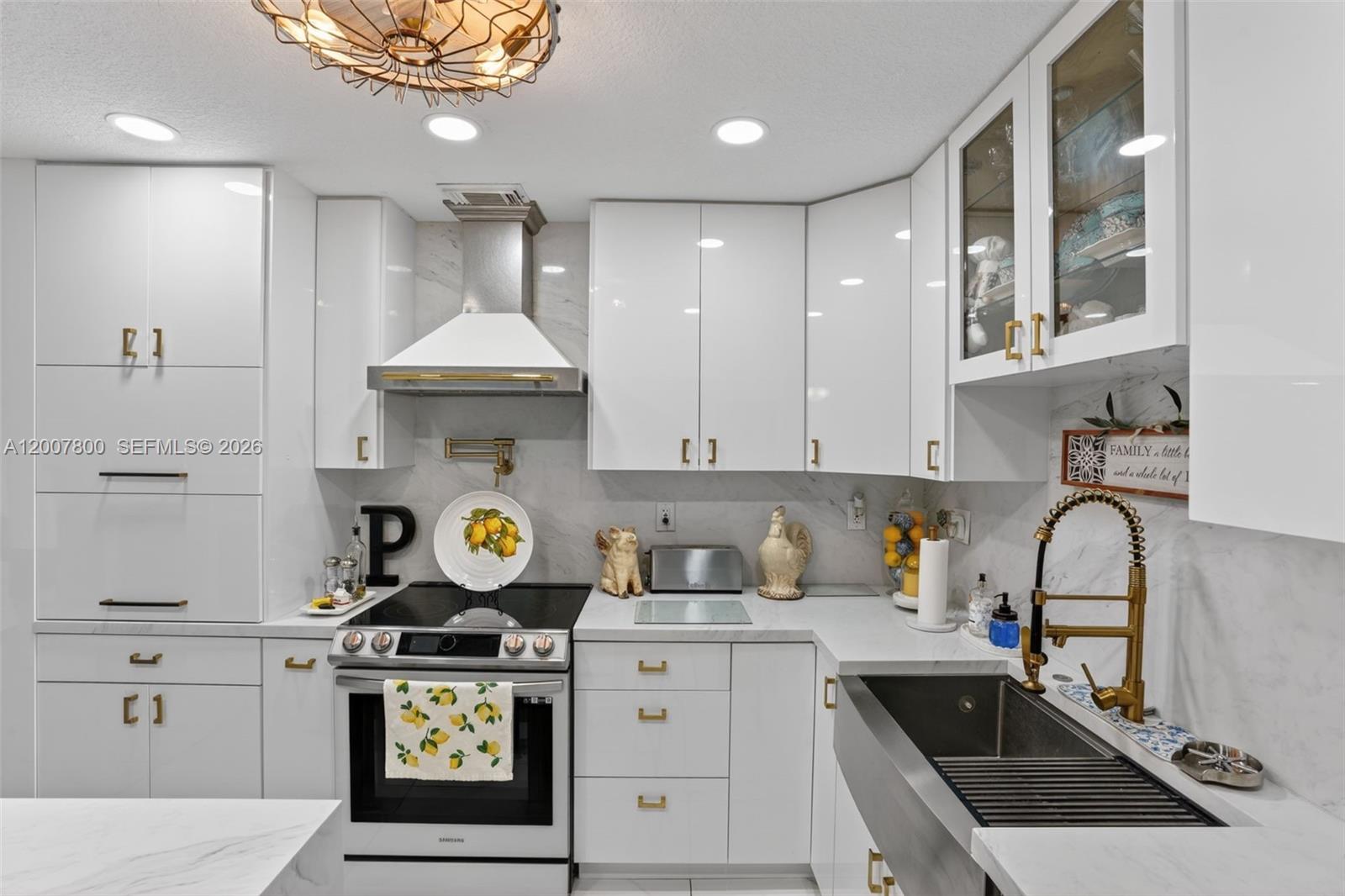 MAJESTIC ESTATES - Residential