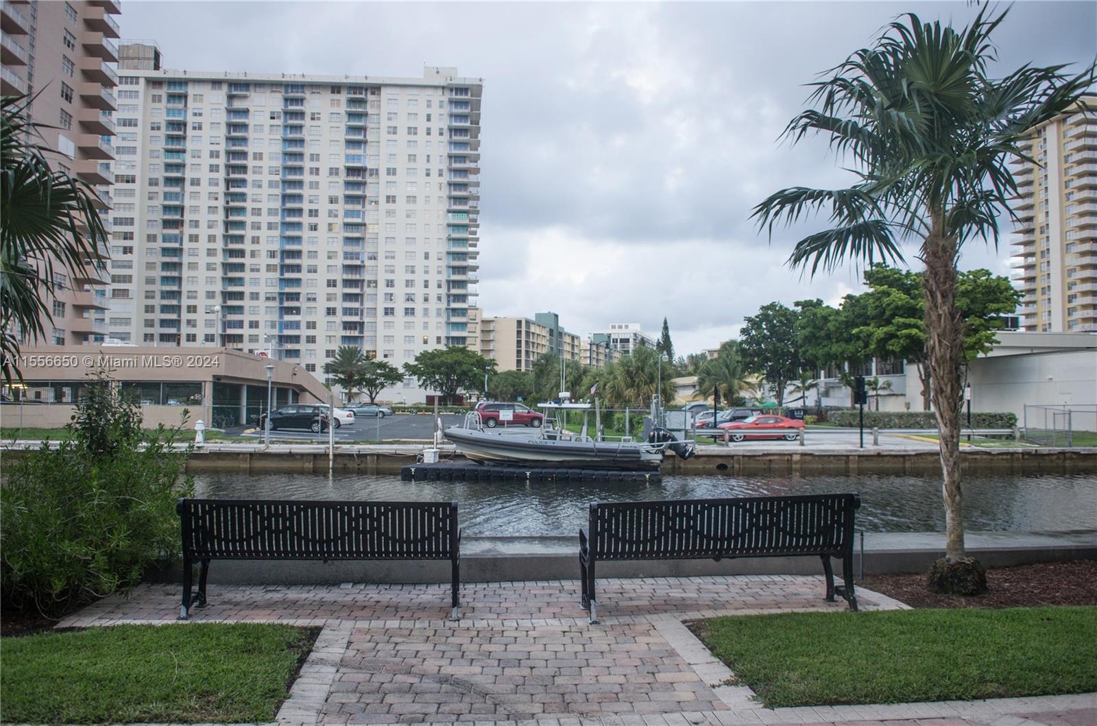 17100 N Bay Rd 1402