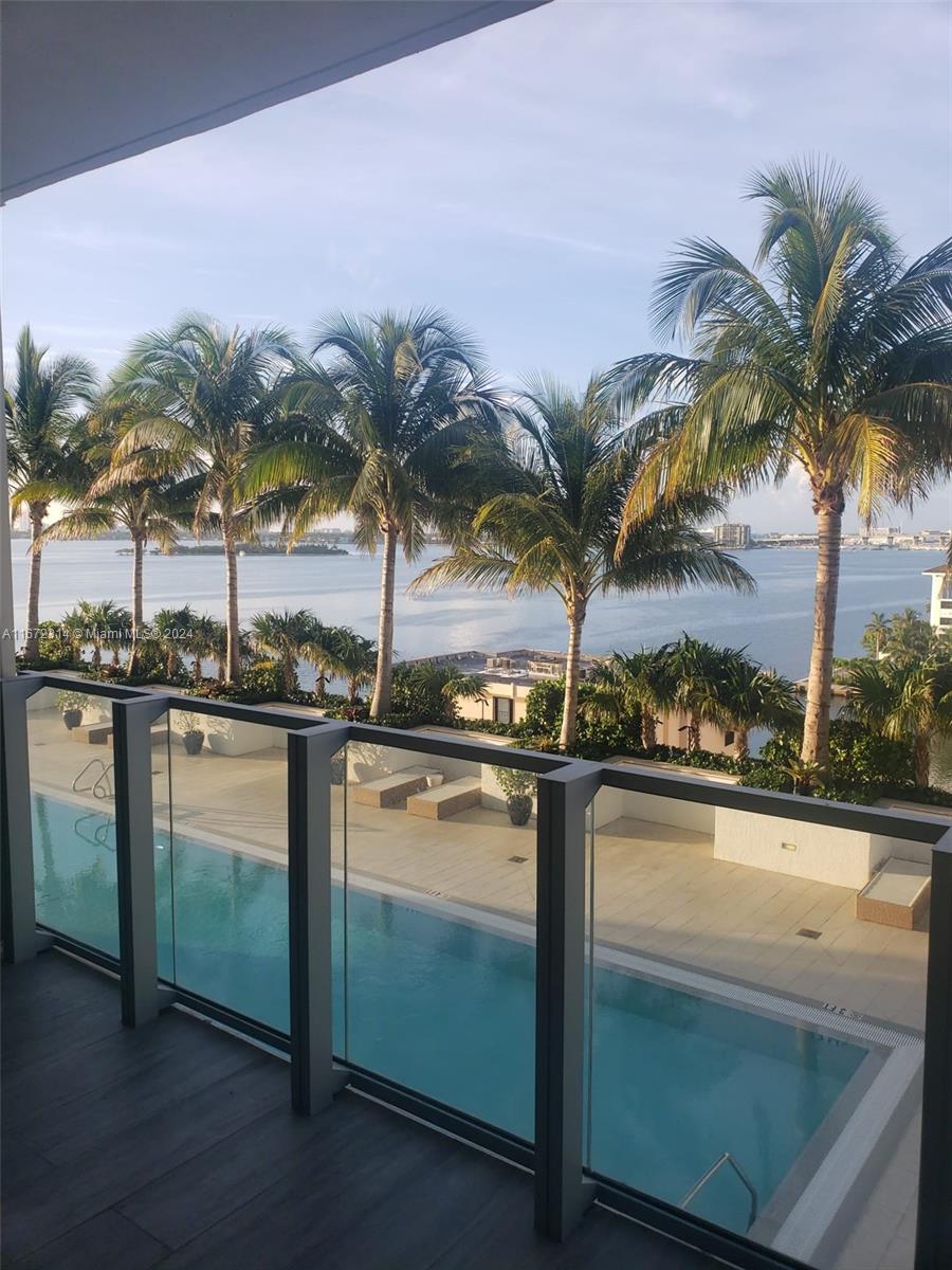 Property for Sale at 2900 Ne 7th Ave 709, Miami, Broward County, Florida - Bedrooms: 1 
Bathrooms: 2  - $649,000