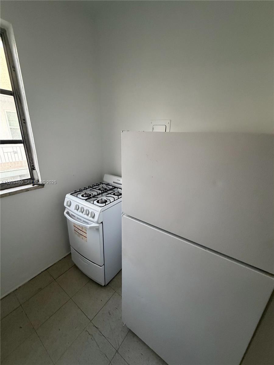 LINCOLN SUB - Residential Lease