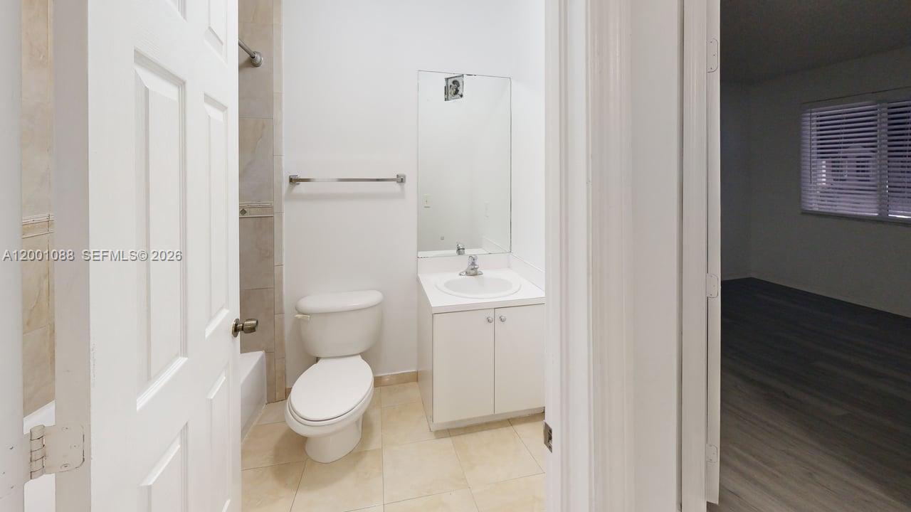 TOWNGATE CONDO EIGHT - Residential Lease