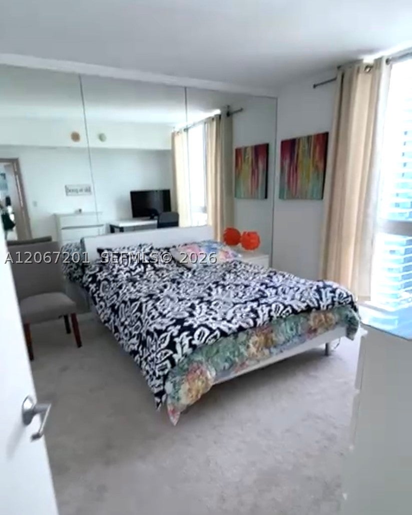 325 S Biscayne Blvd 4214