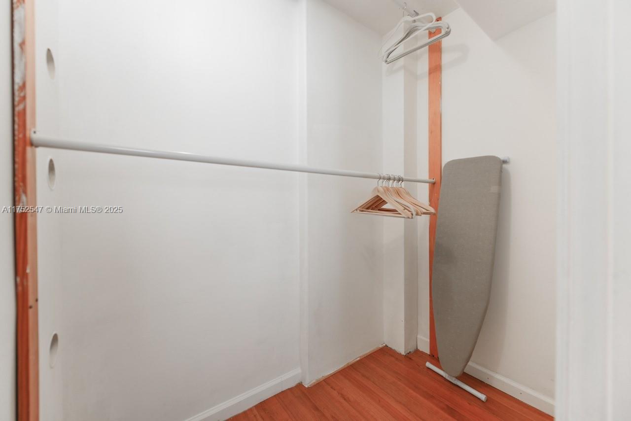 THE CLUB AT BRICKELL BAY - Residential