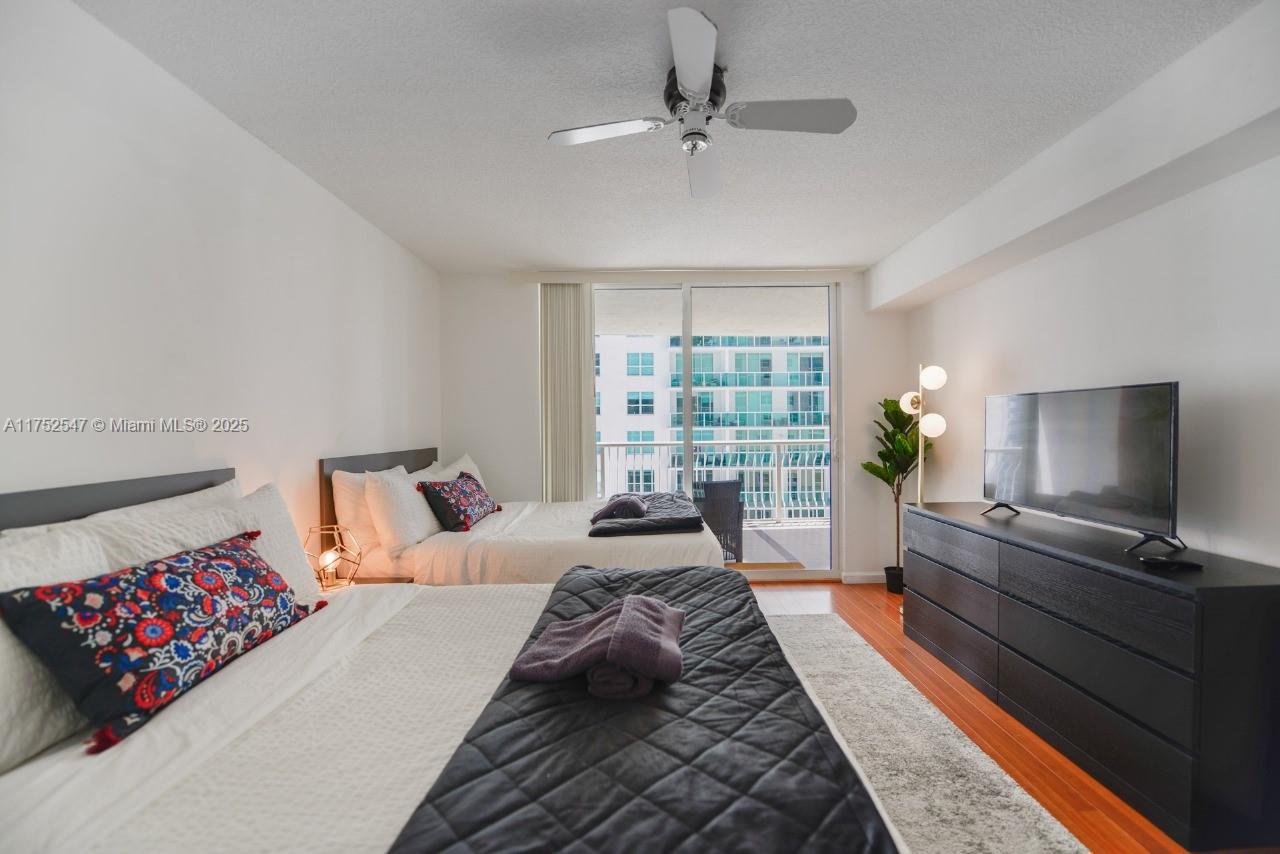 THE CLUB AT BRICKELL BAY - Residential