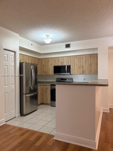 EL-AD NOB HILL CONDO - Residential Lease