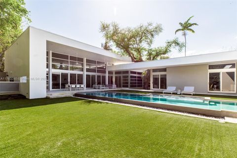 3891 Little Ave Miami FL 33133