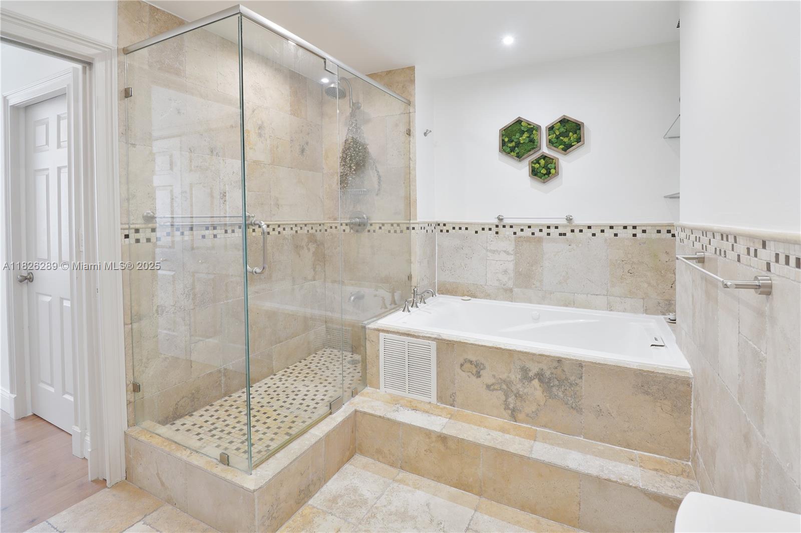 AQUASOL CONDO - Residential