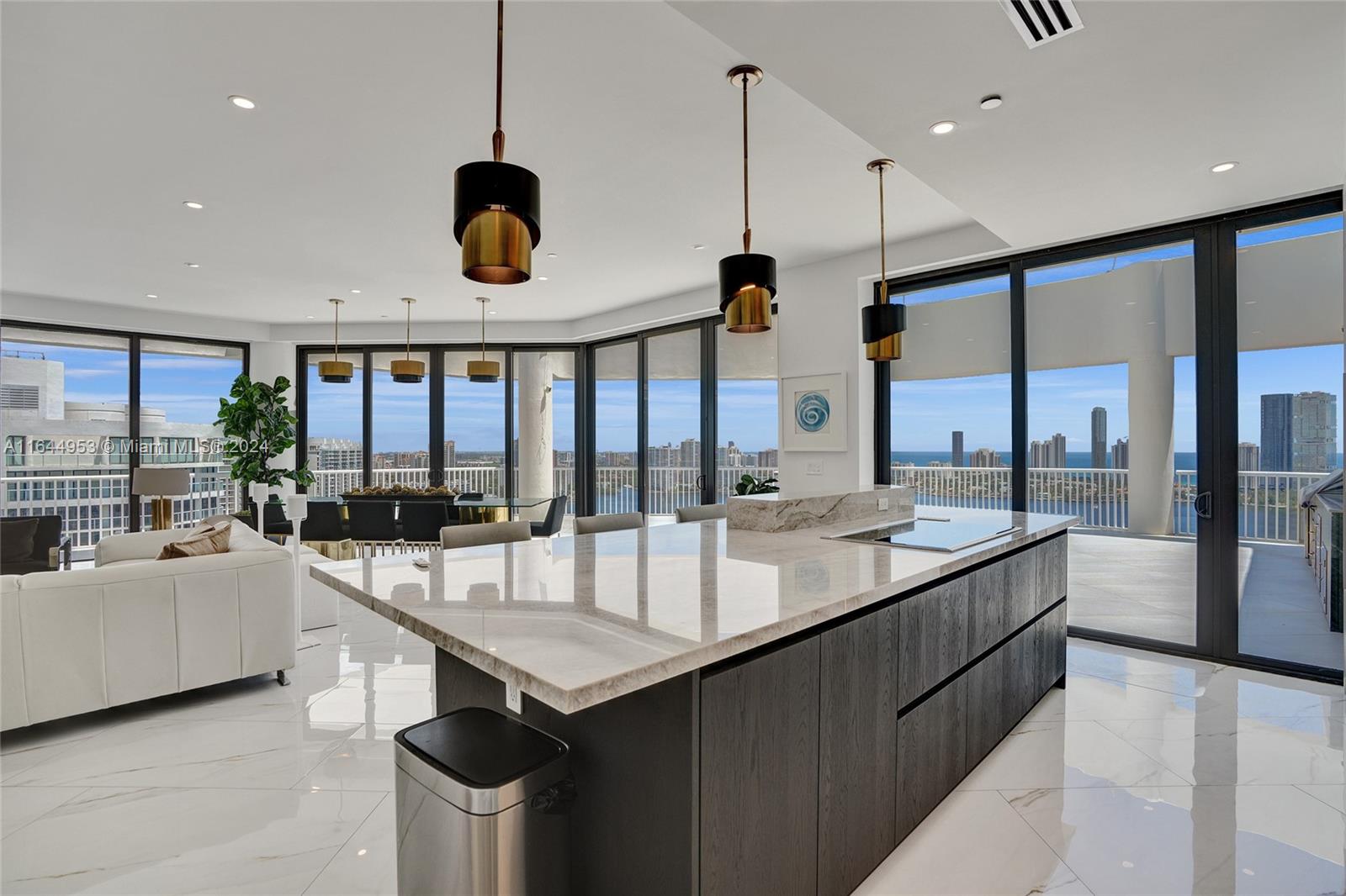 3000 ISL BLVD WILLIAMS IS - Residential