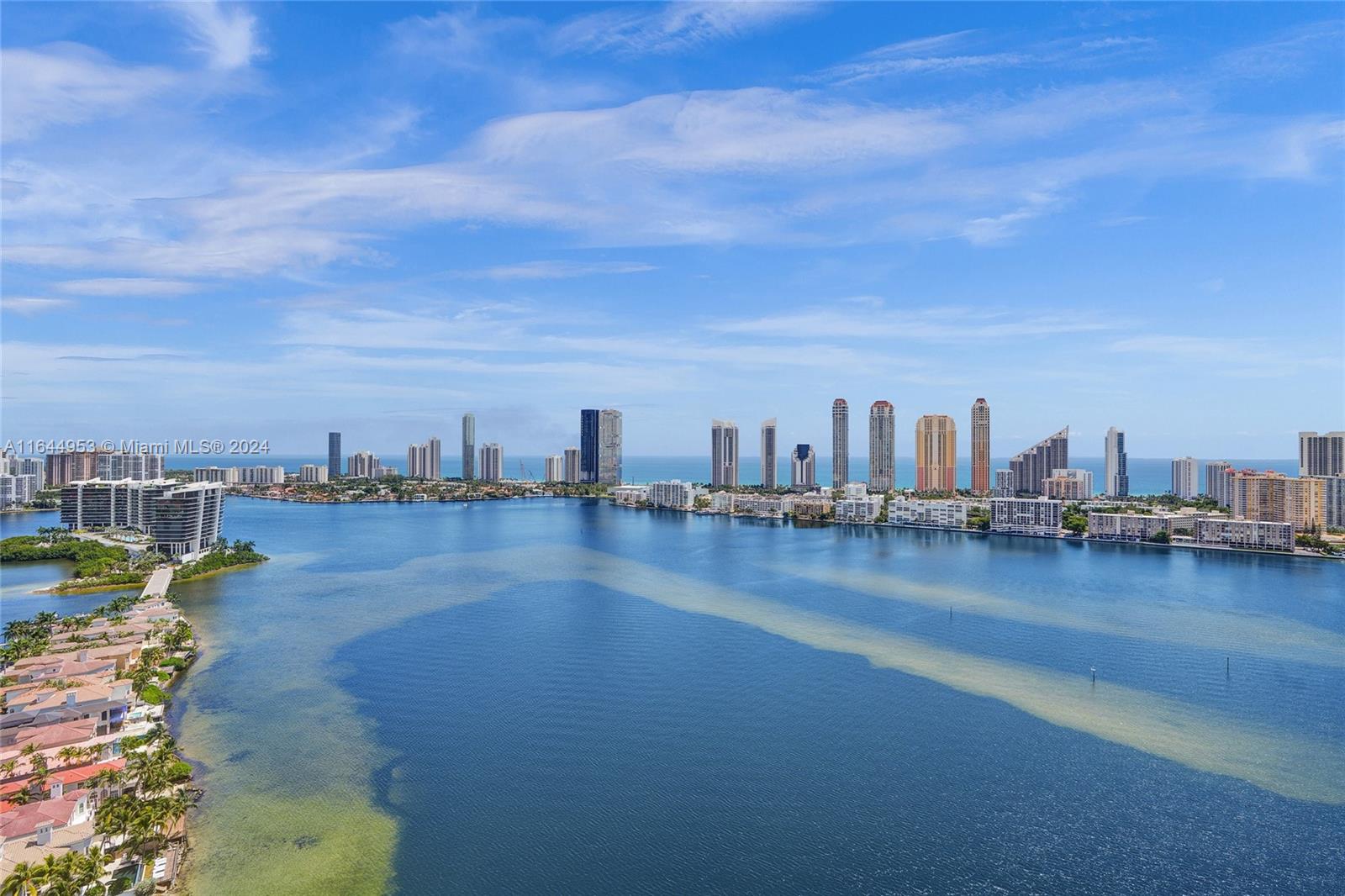 3000 ISL BLVD WILLIAMS IS - Residential