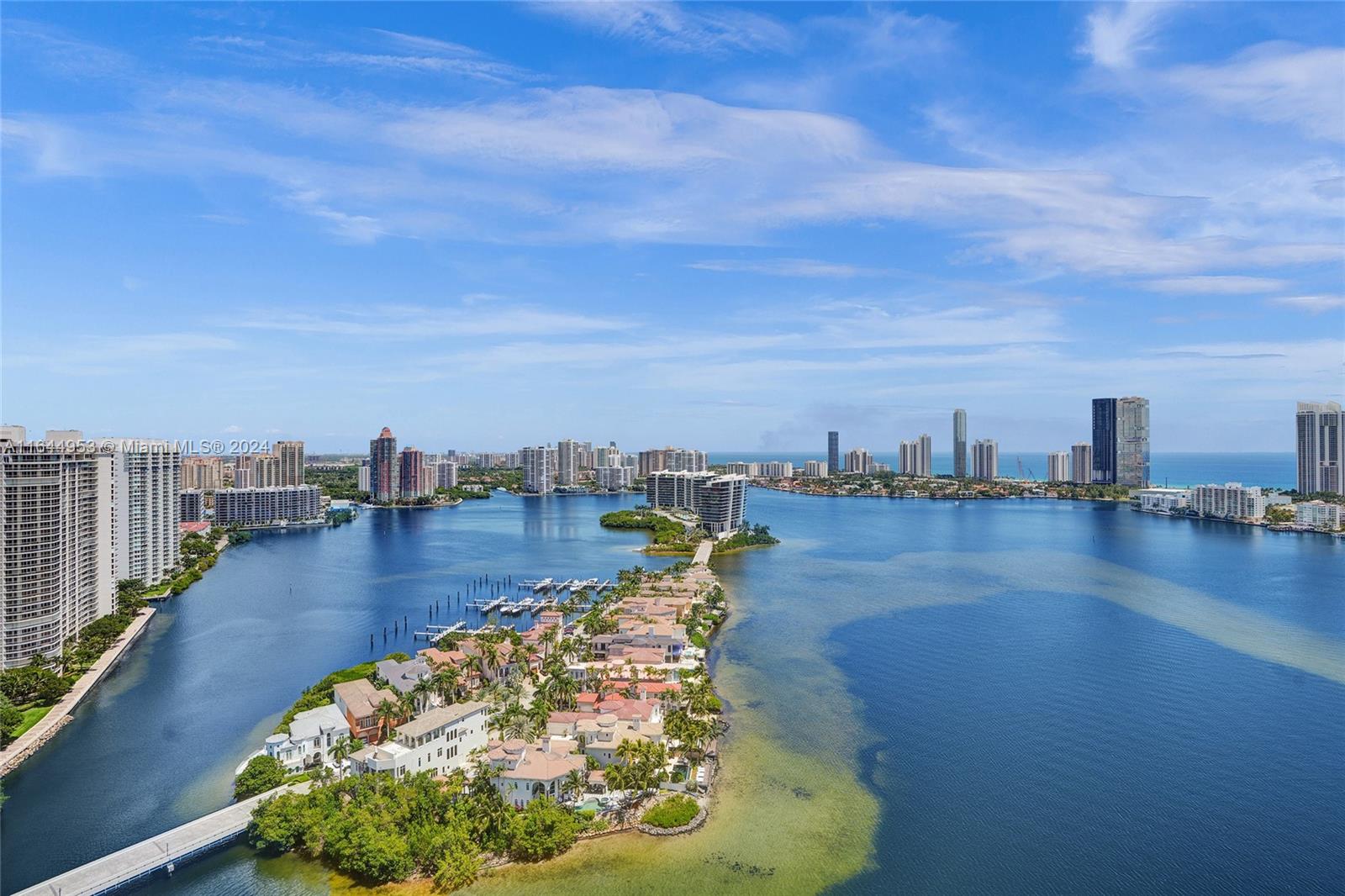 3000 ISL BLVD WILLIAMS IS - Residential
