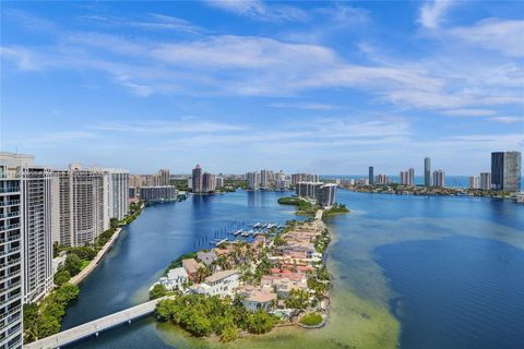 A home in Aventura