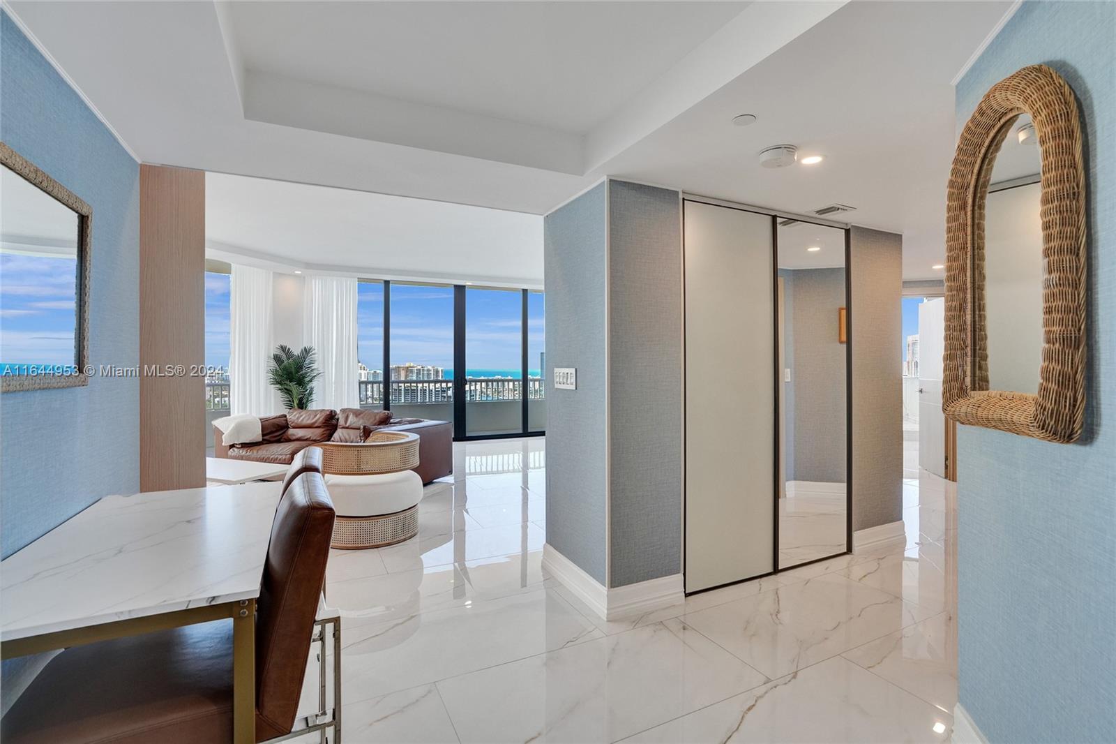 3000 ISL BLVD WILLIAMS IS - Residential