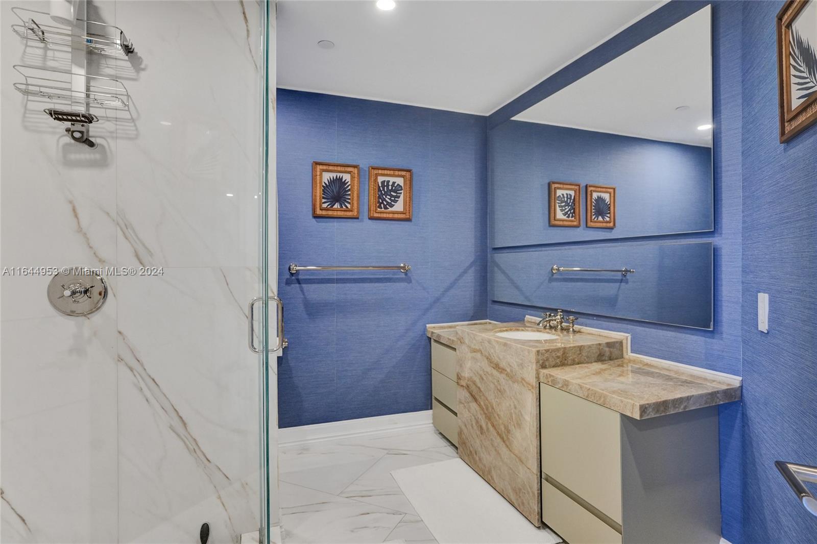 3000 ISL BLVD WILLIAMS IS - Residential