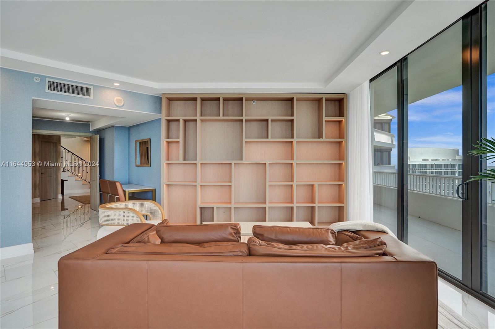 3000 ISL BLVD WILLIAMS IS - Residential