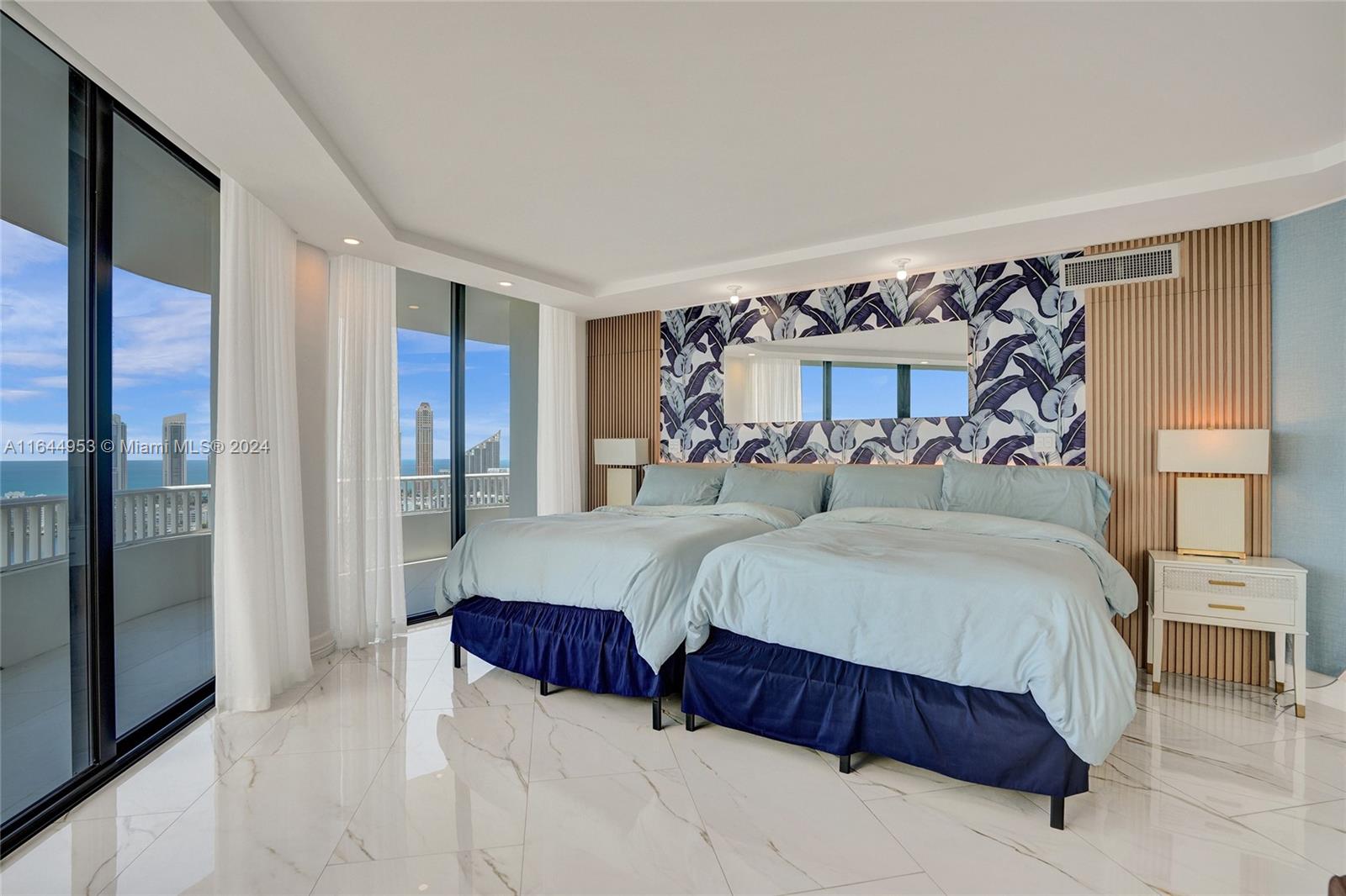 3000 ISL BLVD WILLIAMS IS - Residential