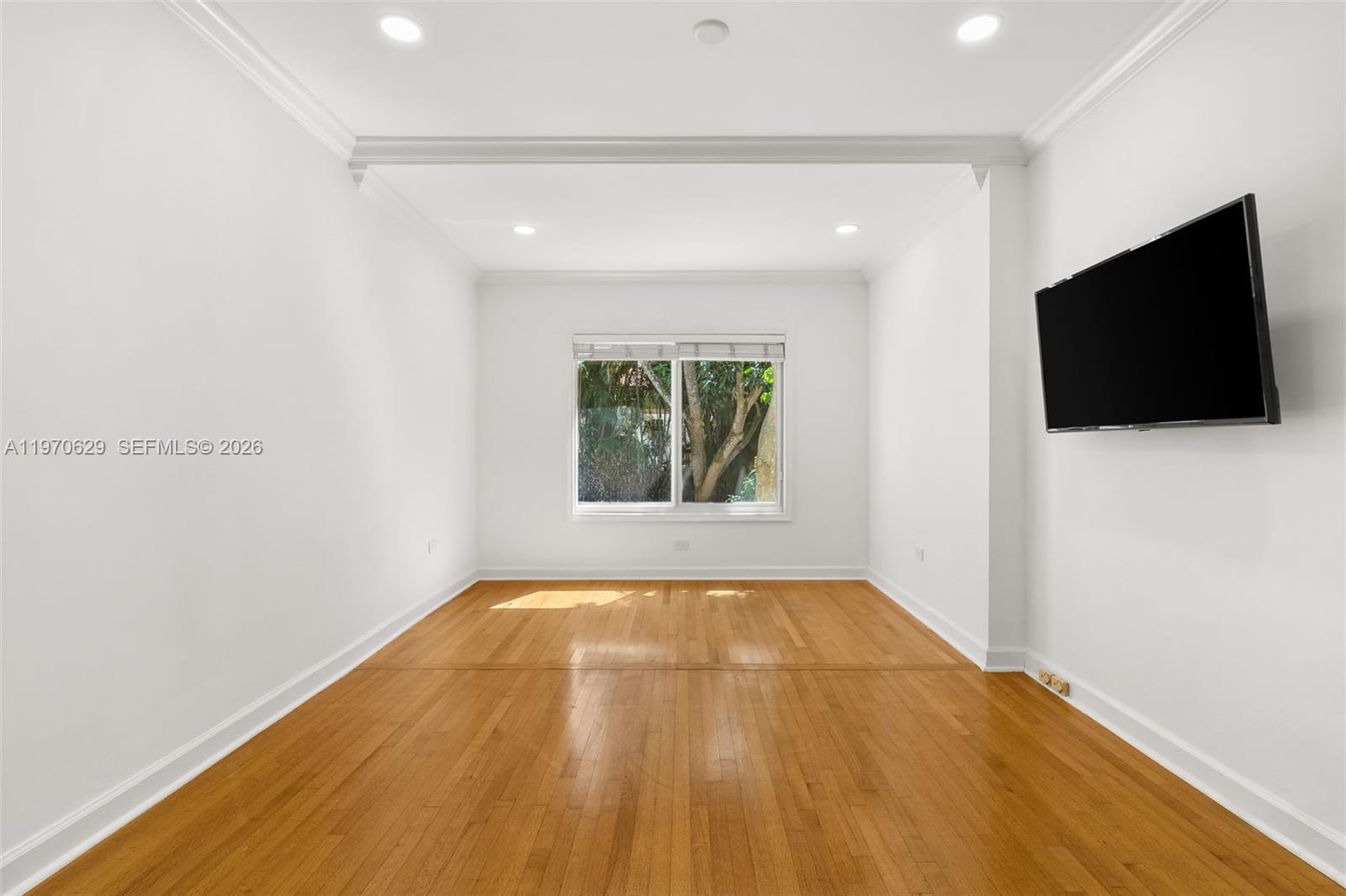 CORAL GABLES RIVIERA SEC - Residential