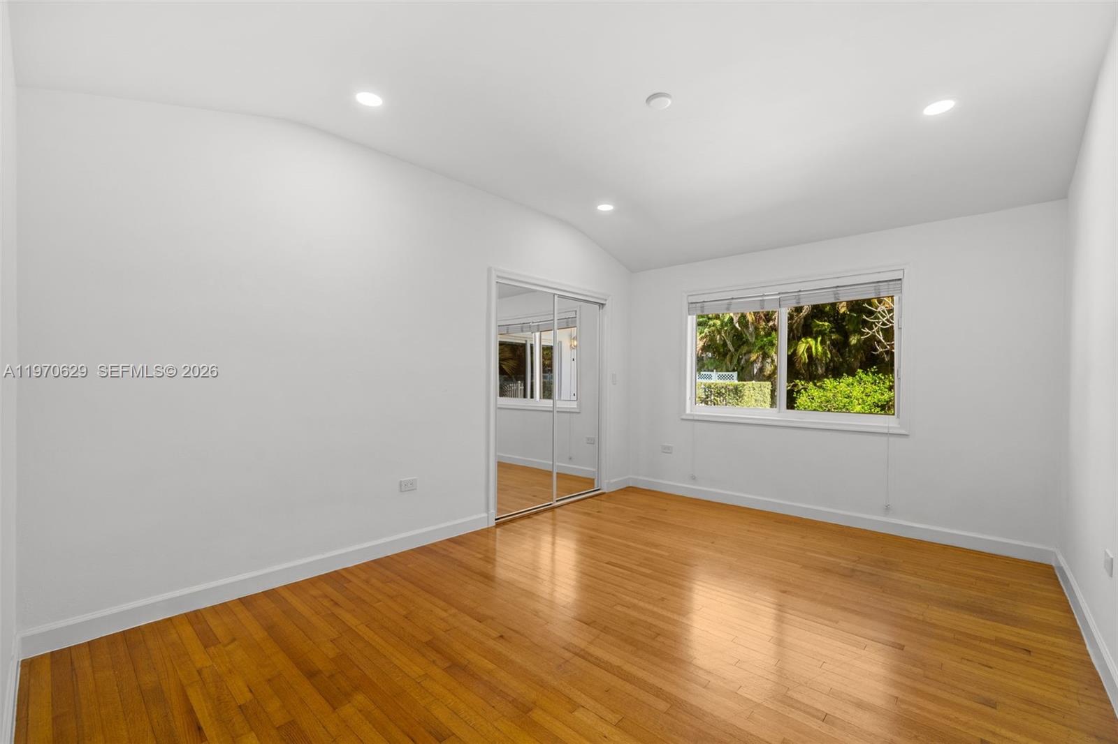 CORAL GABLES RIVIERA SEC - Residential